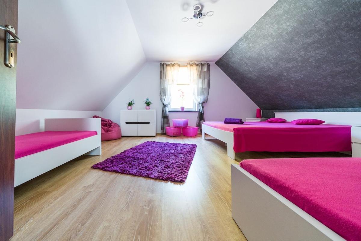 Emilia Domki U Przyjaciol Zarnowska Esterno foto